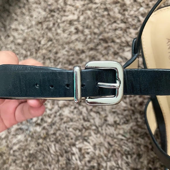 Shoes - Picture 4 of 5